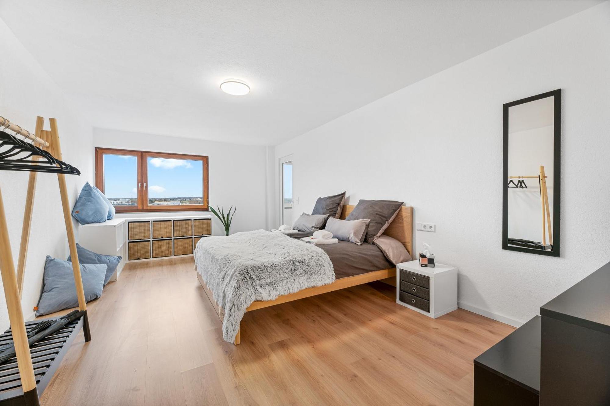 Neu: Stylische Suite Mit Ausblick Sindelfingen Extérieur photo